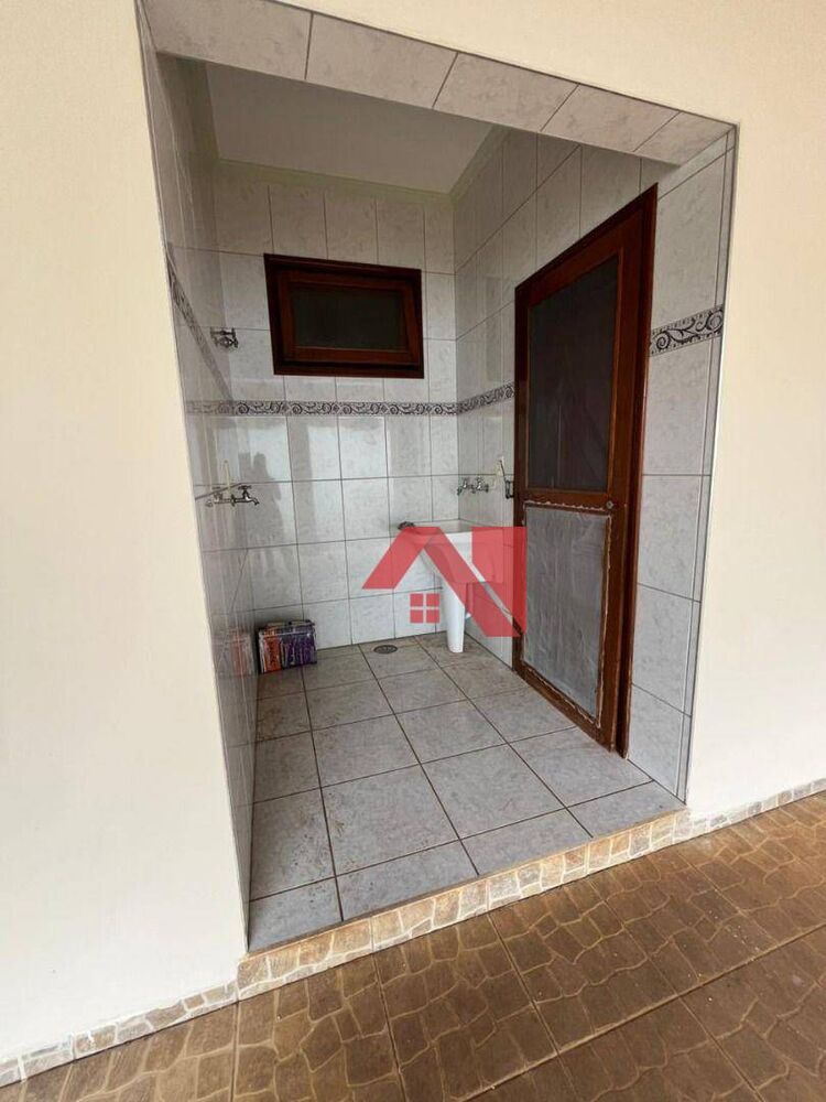 Casa, 3 quartos, 308 m² - Foto 3