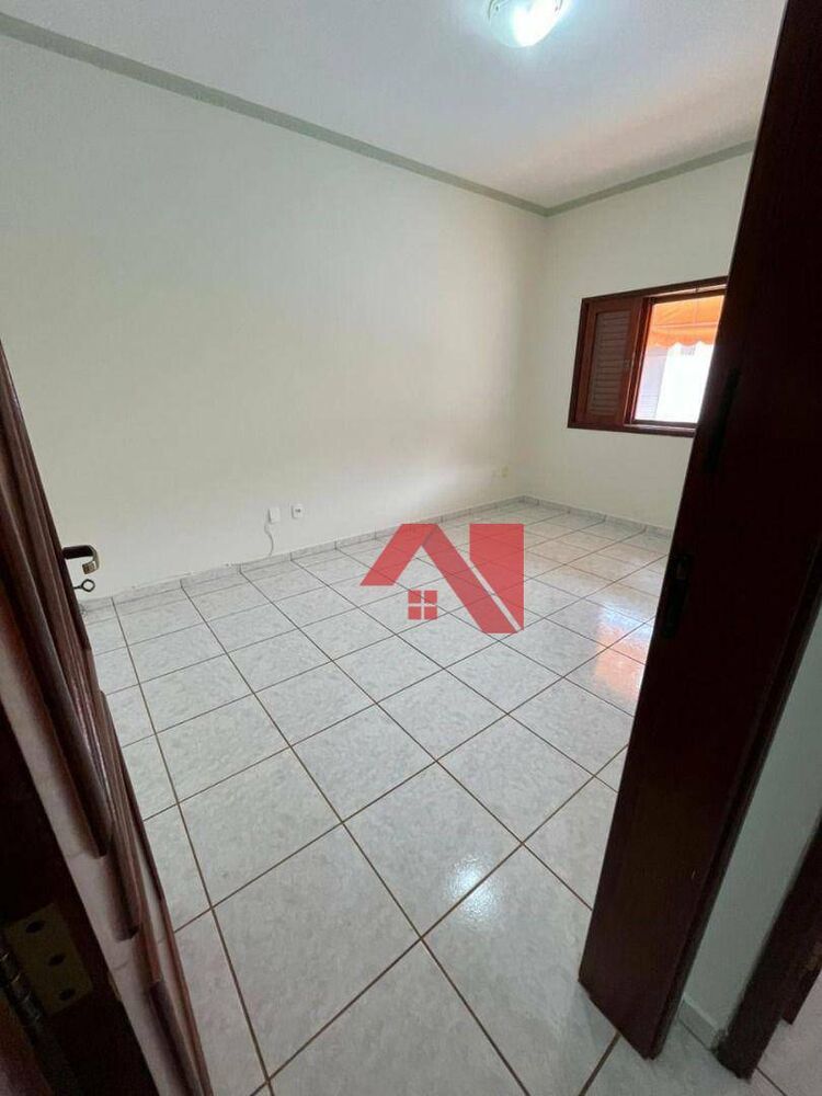 Casa, 3 quartos, 308 m² - Foto 8