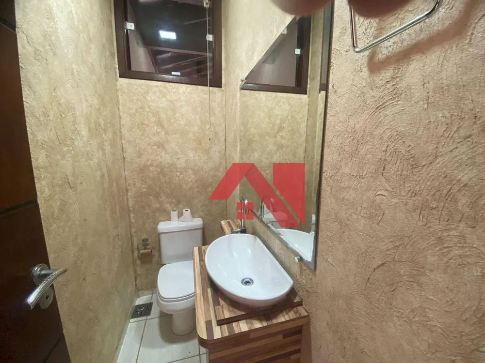 Sobrado, 3 quartos, 200 m² - Foto 1