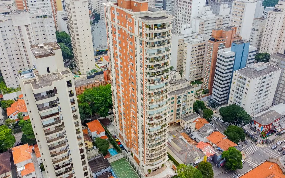 Apartamento, 3 quartos, 228 m² - Foto 1