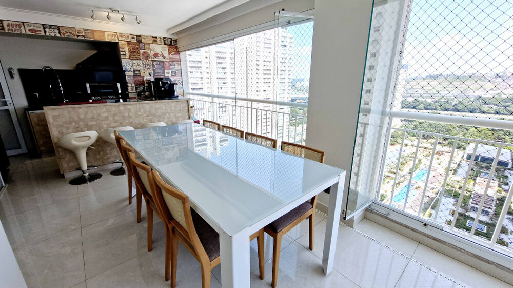 Apartamento à venda com 2 quartos, 100m² - Foto 1