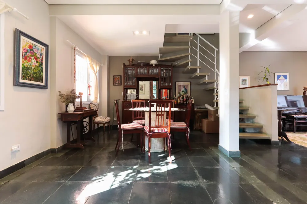 Casa, 4 quartos, 240 m² - Foto 3