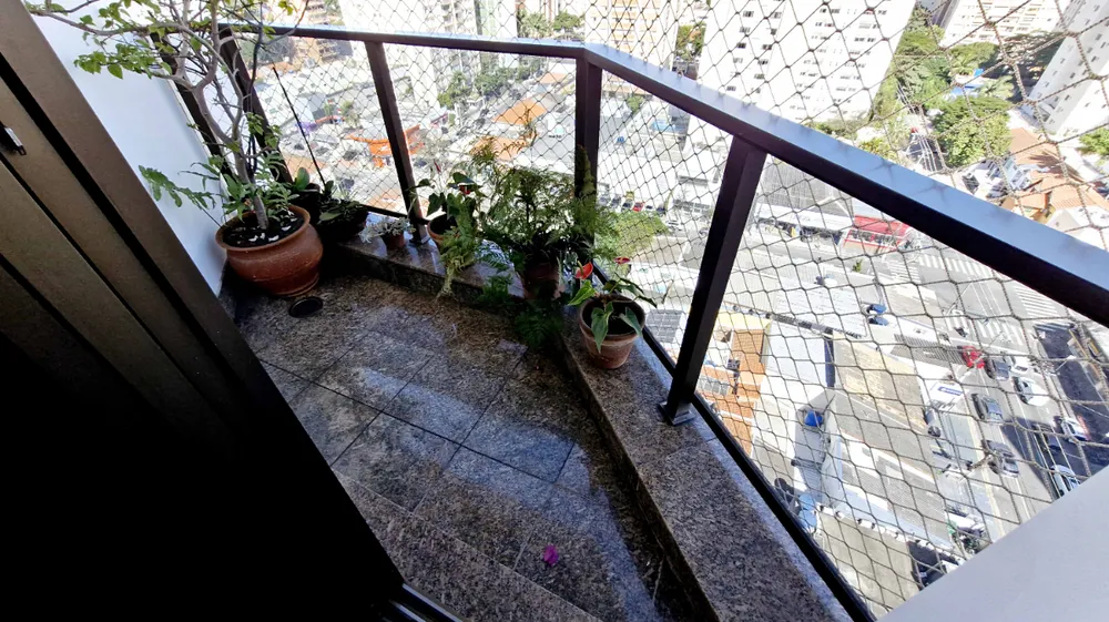 Apartamento, 3 quartos, 216 m² - Foto 1