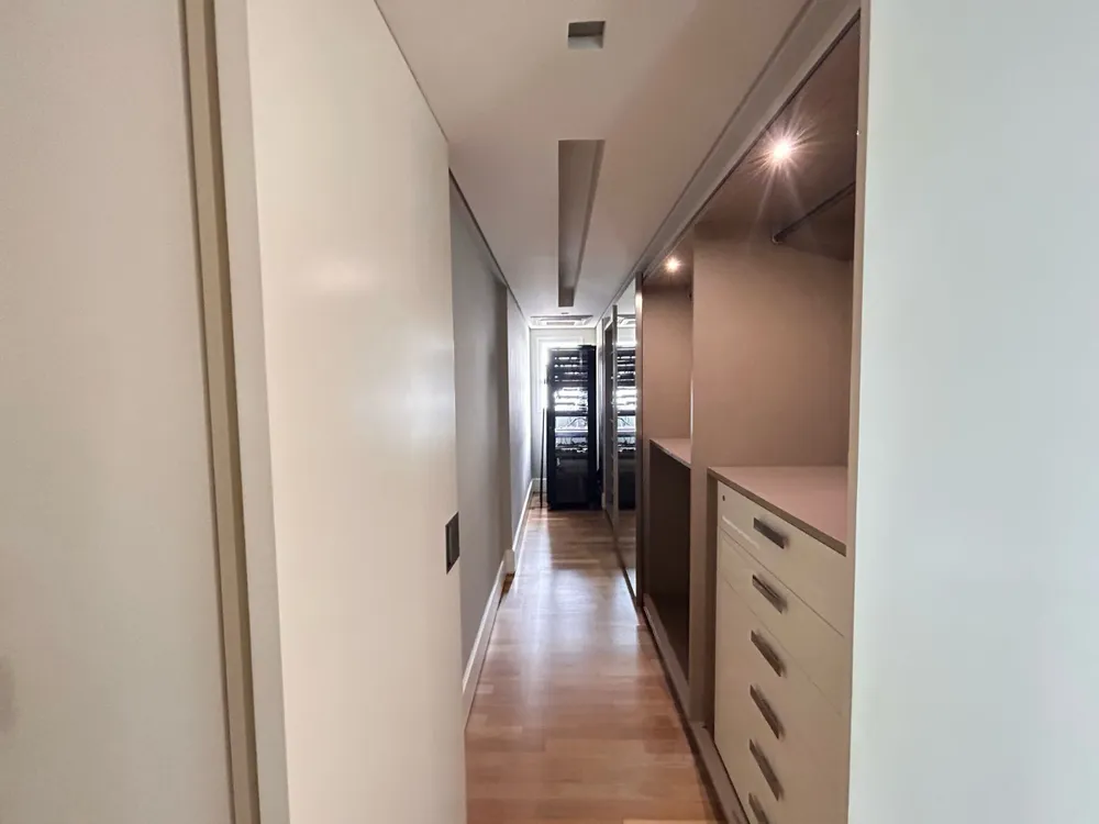 Apartamento, 3 quartos, 335 m² - Foto 1