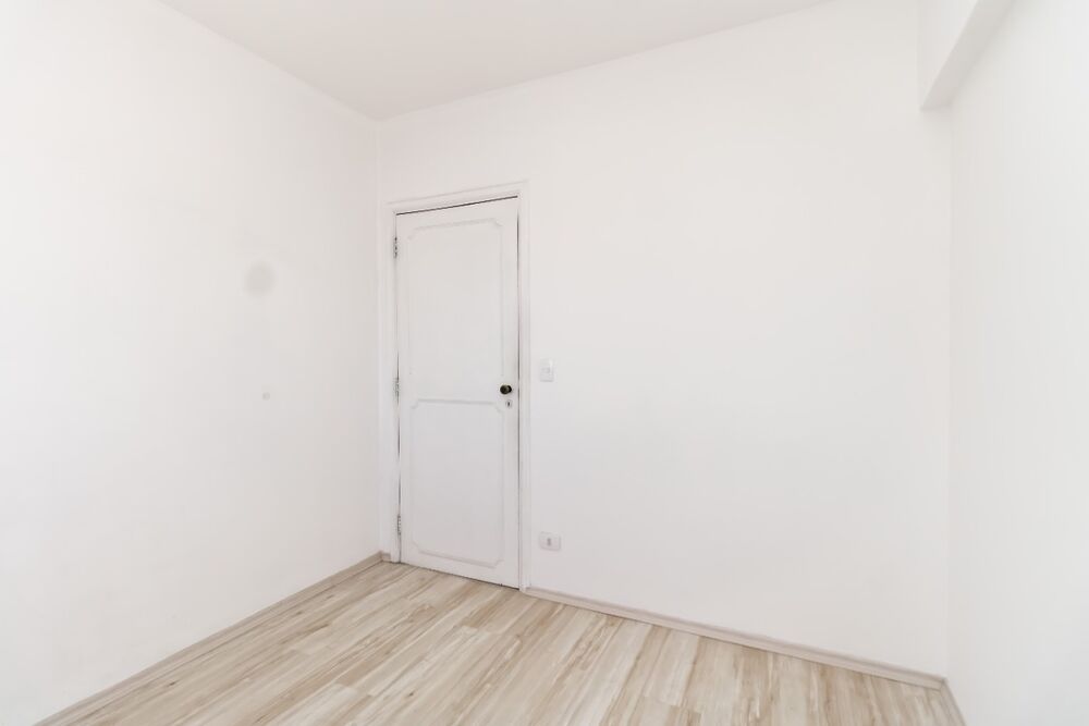 Apartamento à venda com 2 quartos, 70m² - Foto 12
