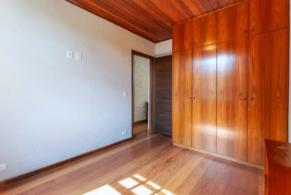 Casa, 3 quartos, 230 m² - Foto 2