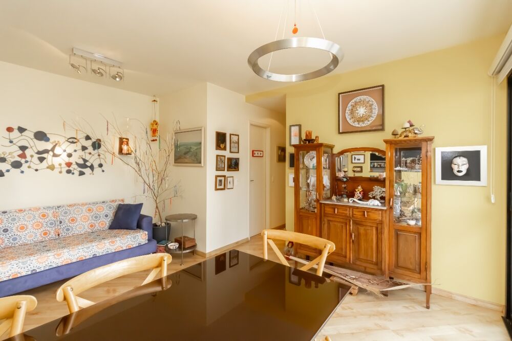Apartamento à venda com 2 quartos, 70m² - Foto 2