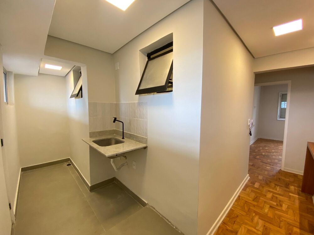 Apartamento à venda com 2 quartos, 80m² - Foto 17