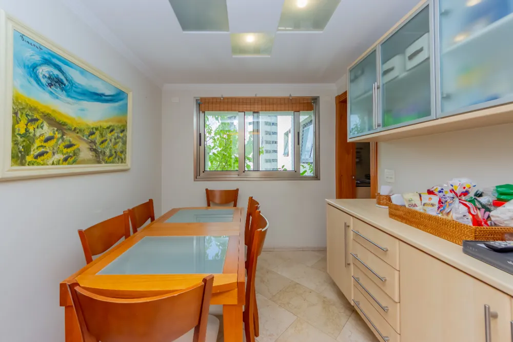 Apartamento, 4 quartos, 228 m² - Foto 2