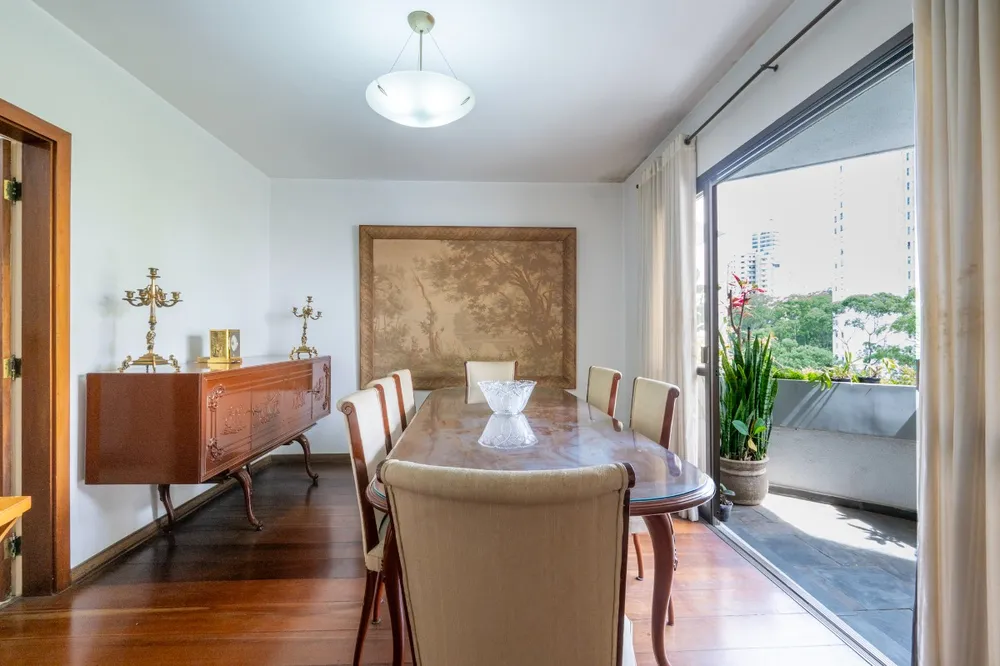 Apartamento, 4 quartos, 200 m² - Foto 1