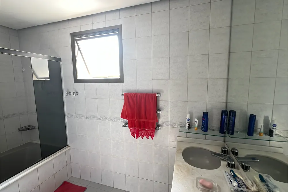 Apartamento, 3 quartos, 194 m² - Foto 2