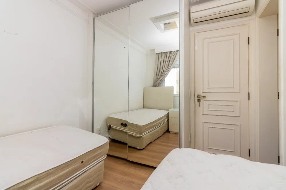 Apartamento, 3 quartos, 130 m² - Foto 1
