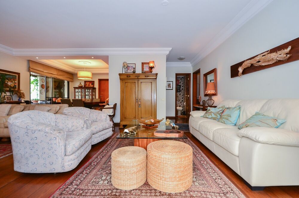 Apartamento à venda com 4 quartos, 226m² - Foto 5