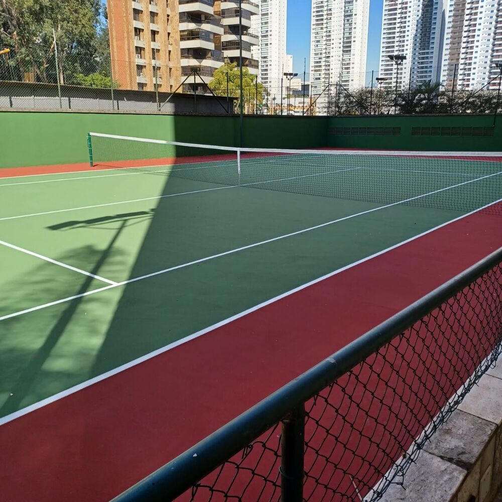 Apartamento à venda com 4 quartos, 226m² - Foto 1