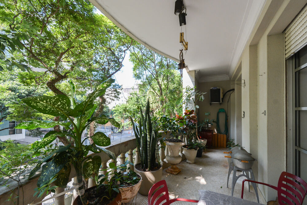 Apartamento à venda com 3 quartos, 292m² - Foto 7