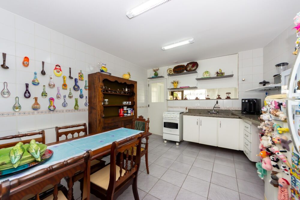 Apartamento à venda com 3 quartos, 140m² - Foto 8