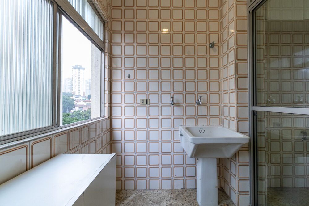 Apartamento à venda com 3 quartos, 75m² - Foto 18