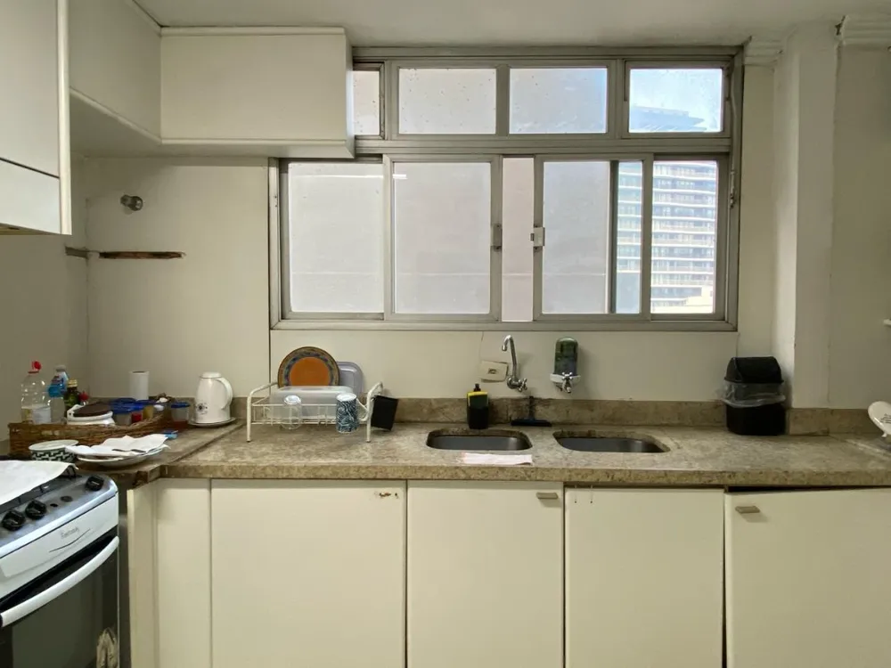 Cobertura, 3 quartos, 219 m² - Foto 2