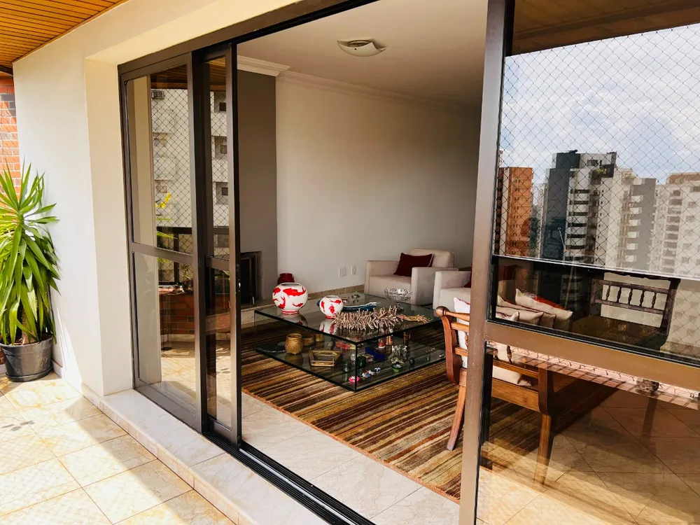 Apartamento, 3 quartos, 176 m² - Foto 2
