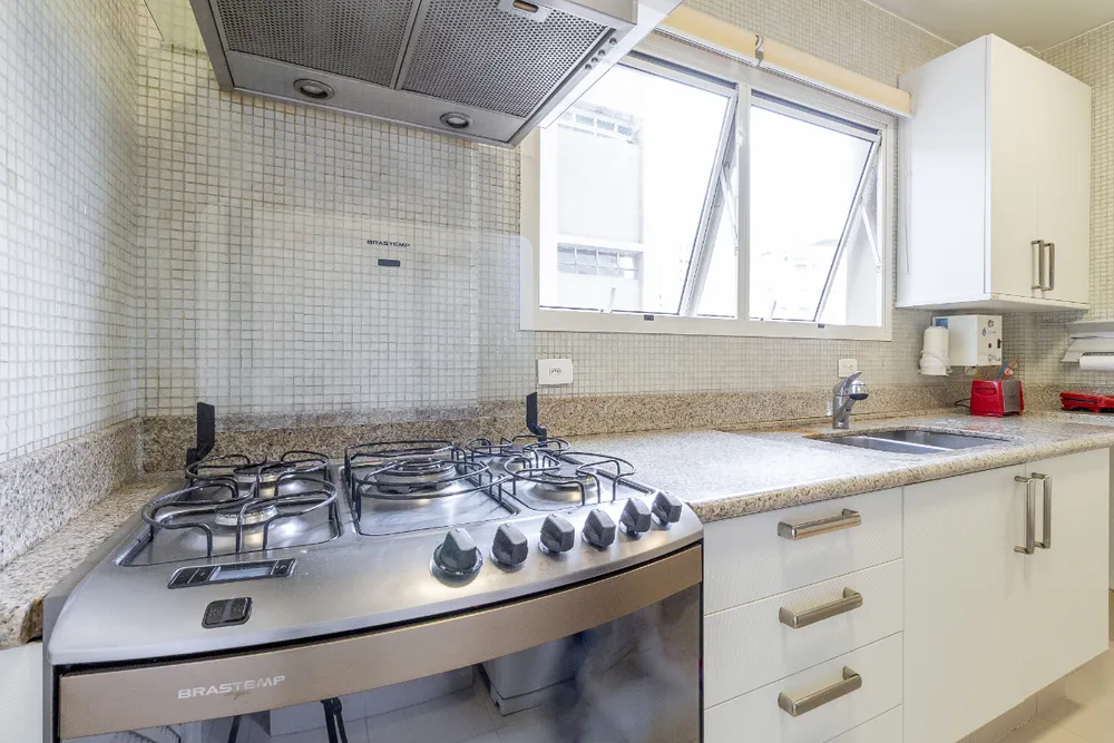 Apartamento, 3 quartos, 210 m² - Foto 4