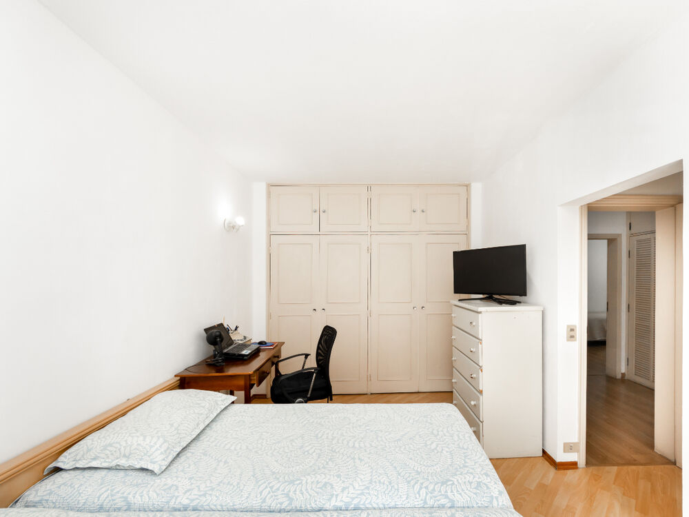 Apartamento à venda com 3 quartos, 123m² - Foto 19