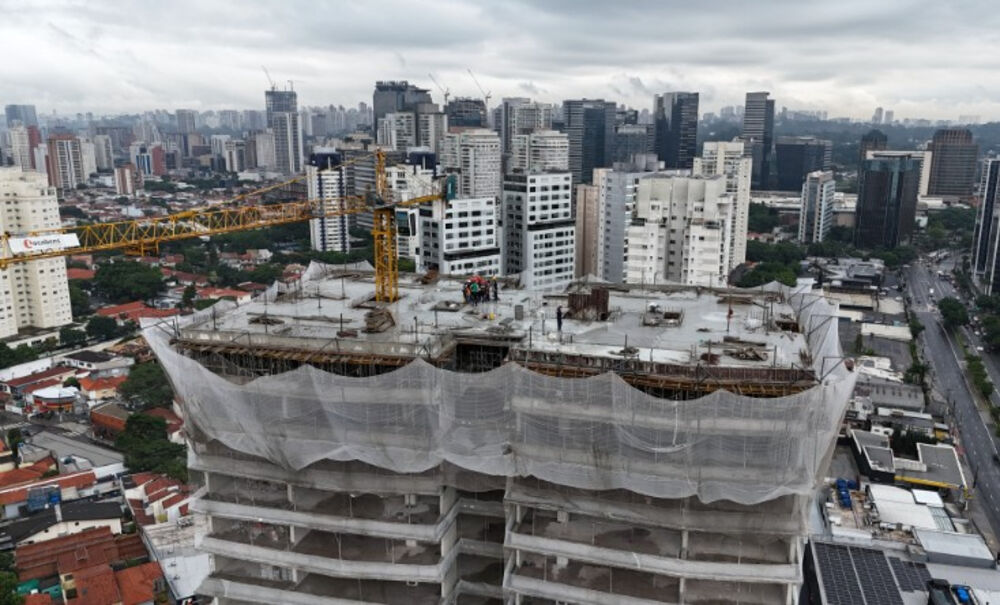 Apartamento à venda com 4 quartos, 168m² - Foto 12