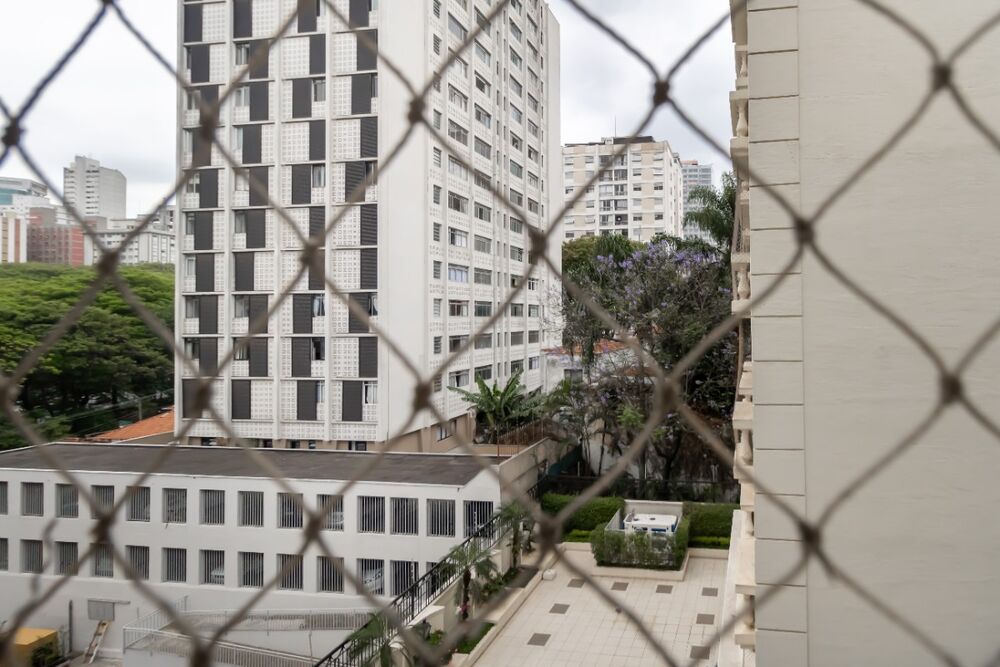 Apartamento à venda com 3 quartos, 83m² - Foto 18