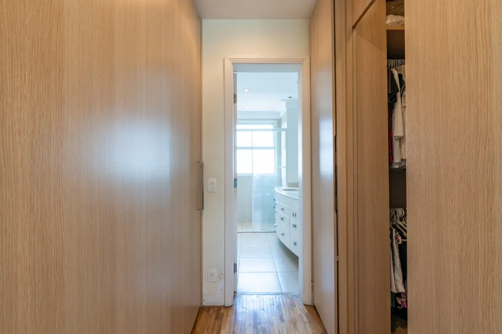 Apartamento, 3 quartos, 260 m² - Foto 4
