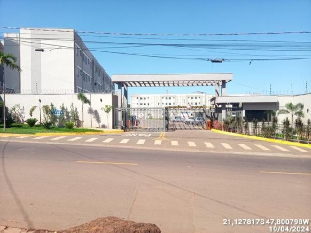 Apartamento à venda com 2 quartos, 43m² - Foto 1