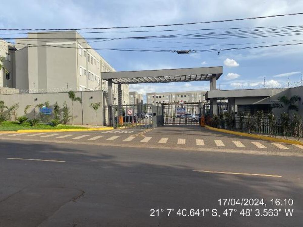 Apartamento à venda com 2 quartos, 43m² - Foto 1
