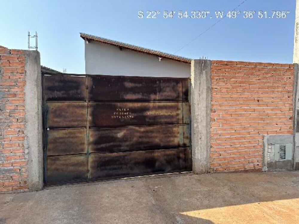 Casa à venda com 2 quartos, 126m² - Foto 1