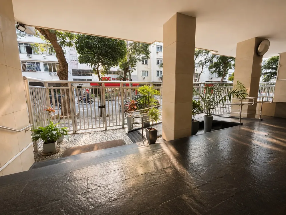 Apartamento, 3 quartos, 140 m² - Foto 1