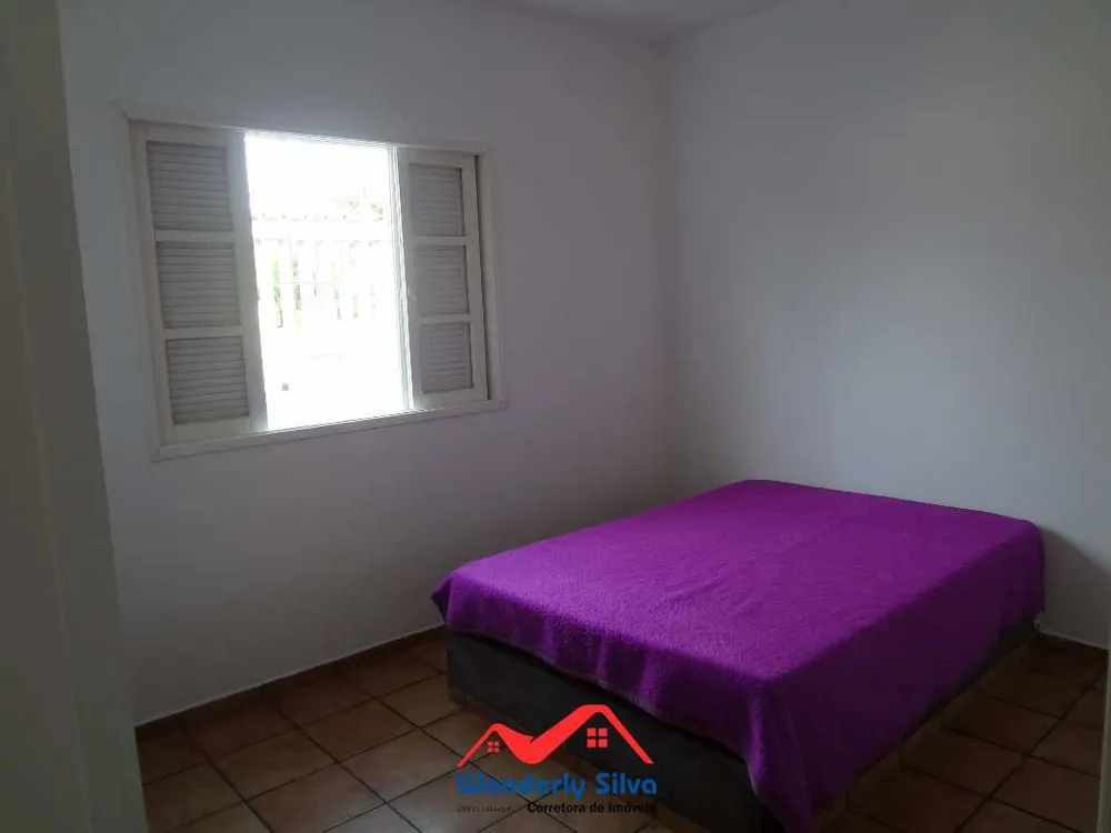Casa, 4 quartos, 205 m² - Foto 1