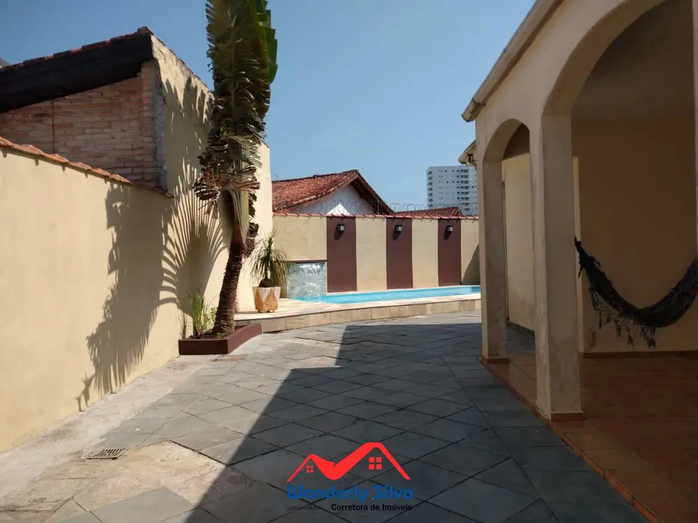 Casa, 4 quartos, 205 m² - Foto 2