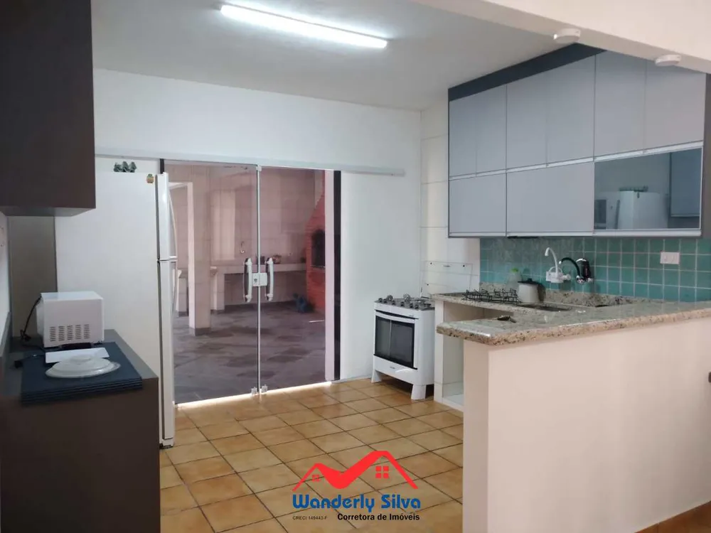 Casa, 4 quartos, 205 m² - Foto 3