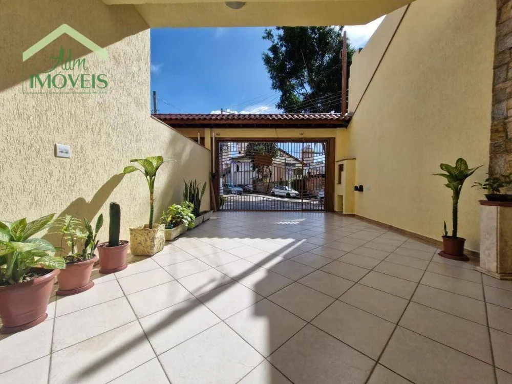 Sobrado, 4 quartos, 180 m² - Foto 1