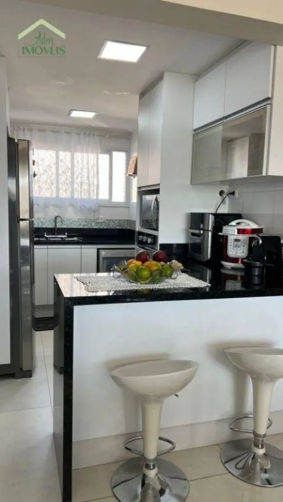 Apartamento, 3 quartos, 100 m² - Foto 2