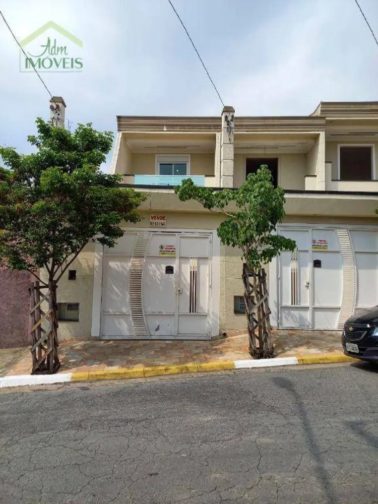 Sobrado, 3 quartos, 240 m² - Foto 2