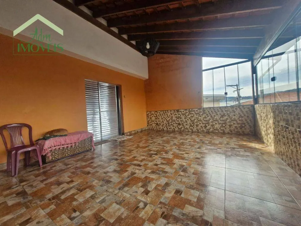 Casa, 2 quartos, 285 m² - Foto 1