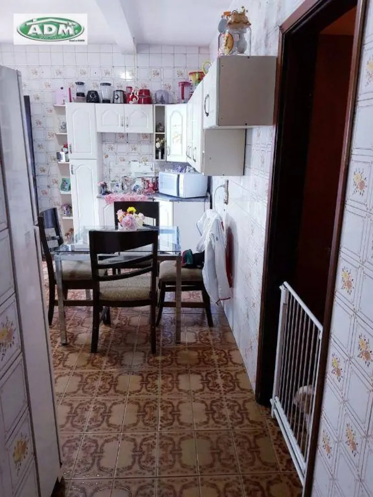 Casa, 3 quartos, 200 m² - Foto 9