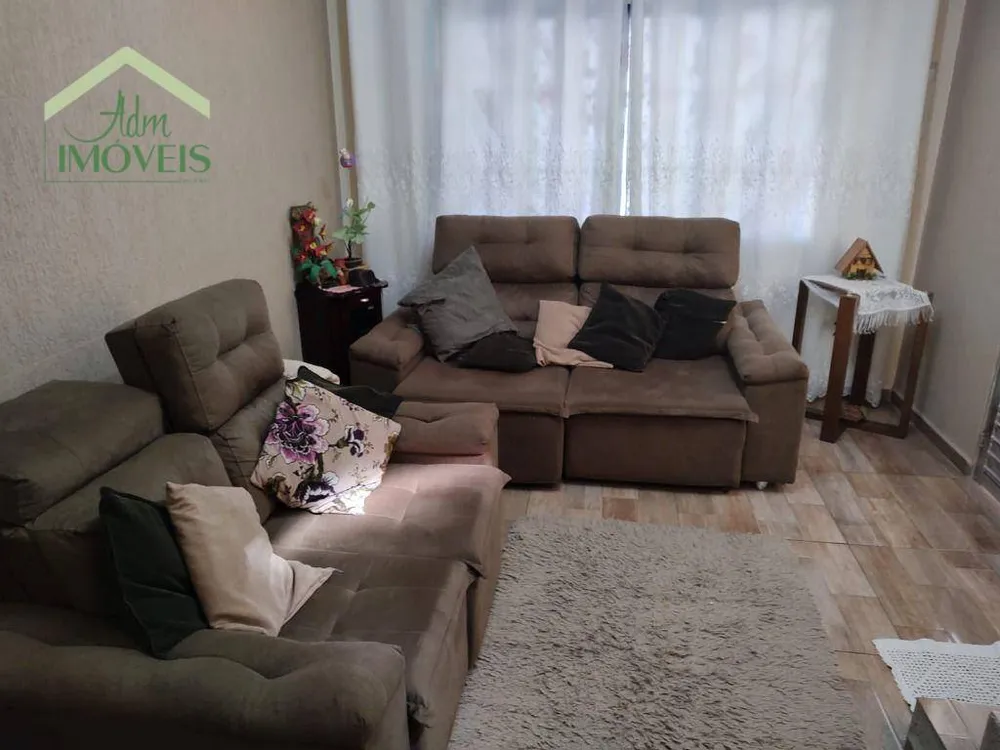 Sobrado, 3 quartos, 212 m² - Foto 1