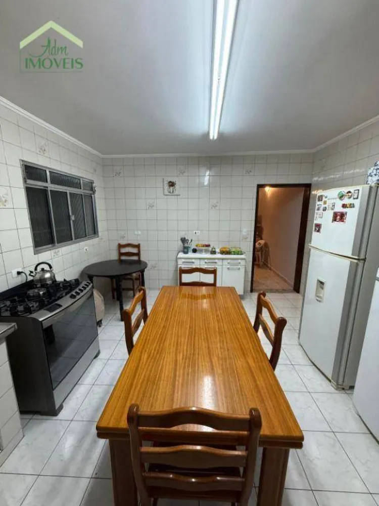 Sobrado, 3 quartos, 181 m² - Foto 1