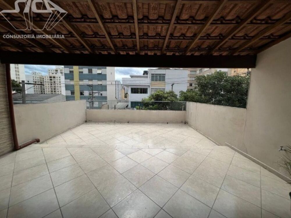 Sobrado à venda com 2 quartos, 200m² - Foto 12