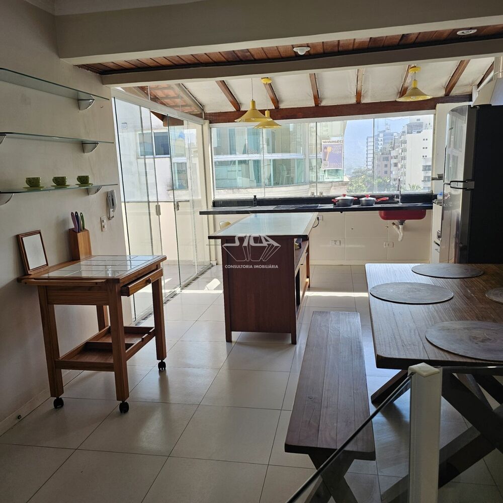 Cobertura à venda com 3 quartos, 130m² - Foto 2