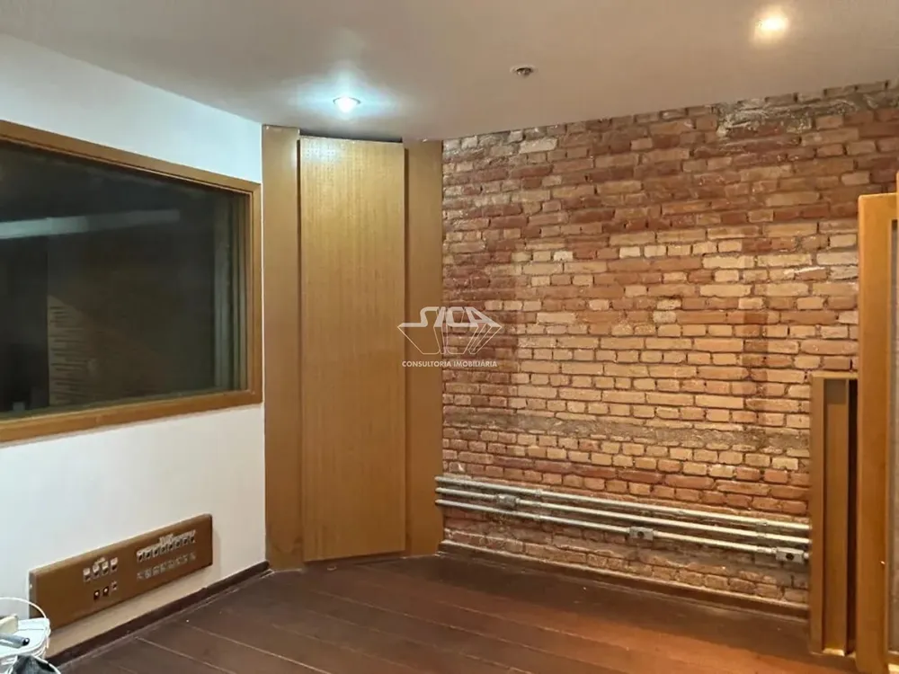 Sobrado, 8 quartos, 200 m² - Foto 2