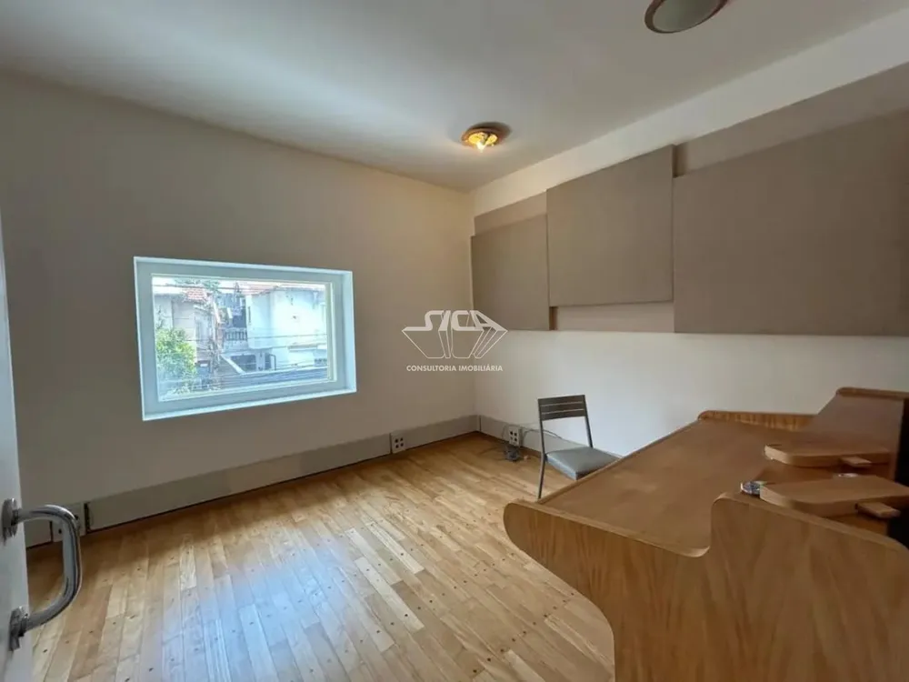 Sobrado, 8 quartos, 200 m² - Foto 5