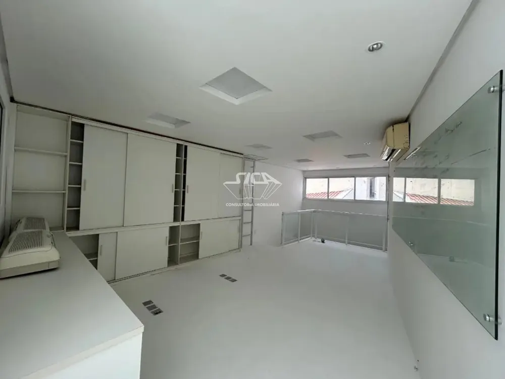 Sobrado, 8 quartos, 200 m² - Foto 9