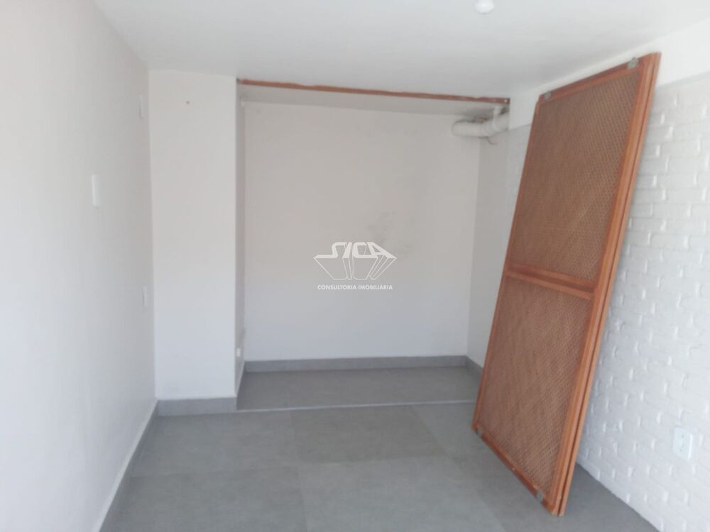 Sobrado, 3 quartos, 236 m² - Foto 2