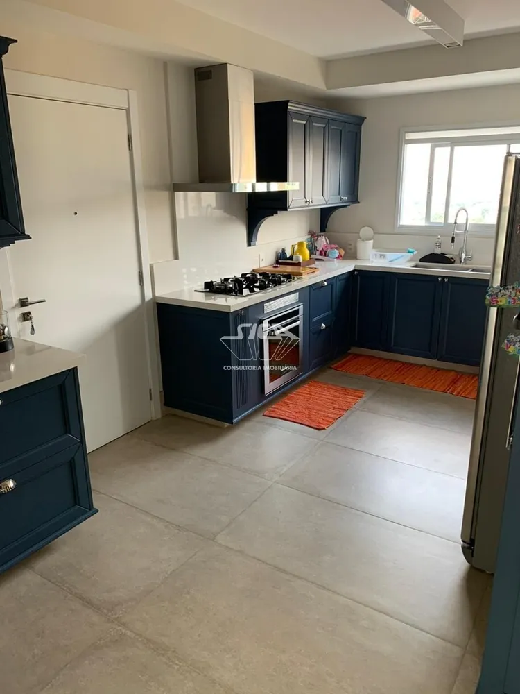 Apartamento, 3 quartos, 271 m² - Foto 1