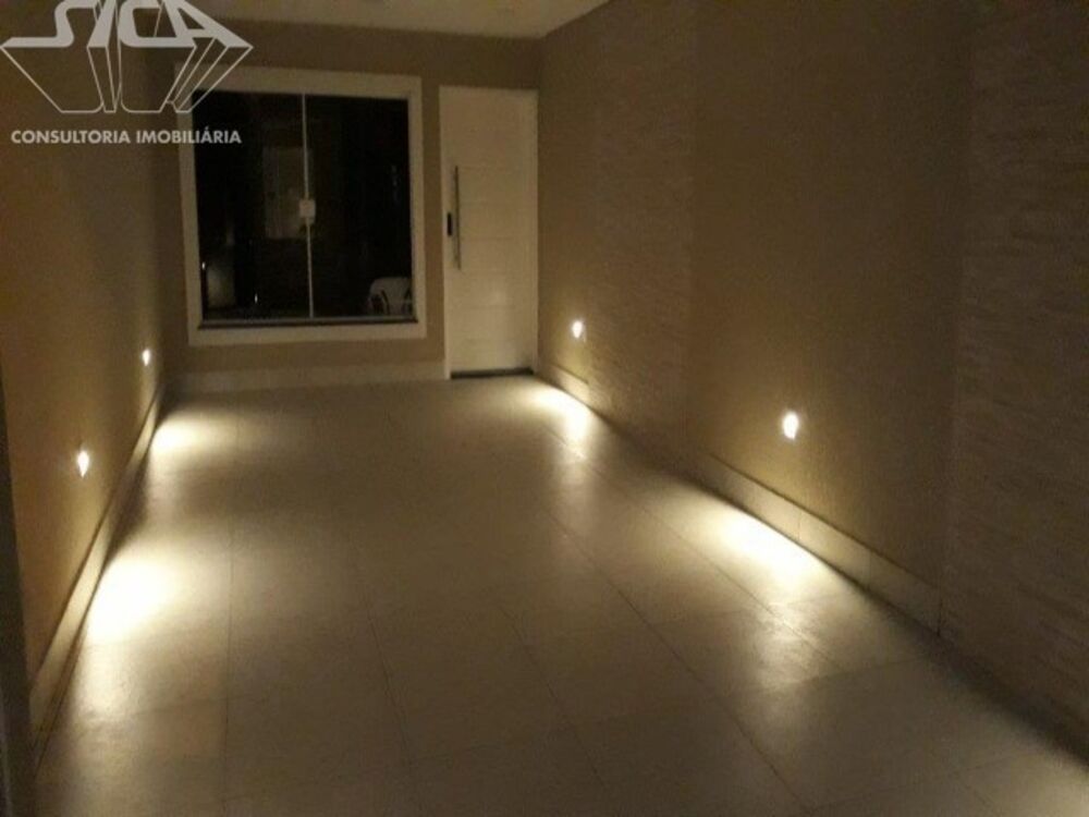 Sobrado, 4 quartos, 200 m² - Foto 1